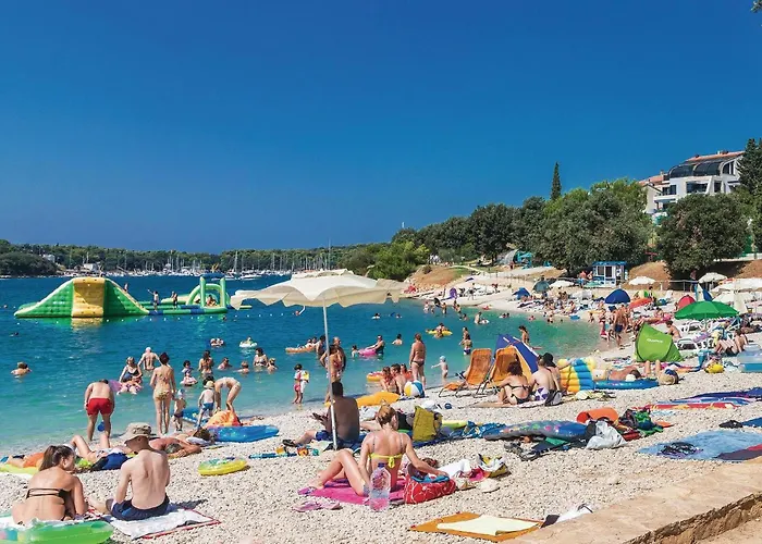 Appartement 3 Bedroom In Pula