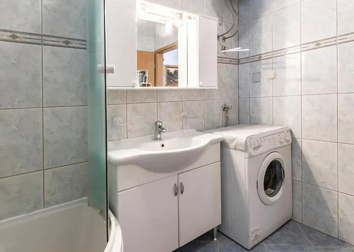 Appartement 3 Bedroom In *