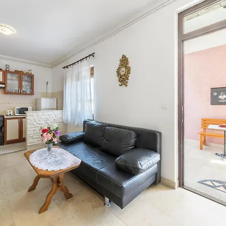 Awesome In Apartment *